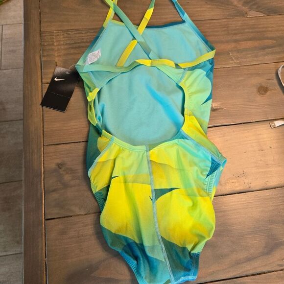 Nike Spectrum Crossback One Piece competitive swim suit NWT size 30 (s/m) - Picture 6 of 11